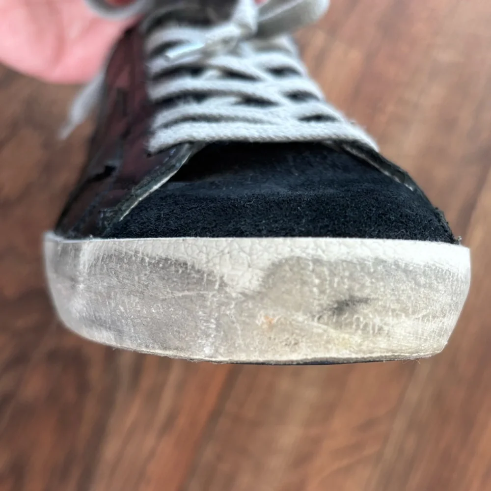 Golden Goose Sneaker 37 Women's
 **ONE SINGLE RIGHT SHOE ONLY** - Picture 9 of 16